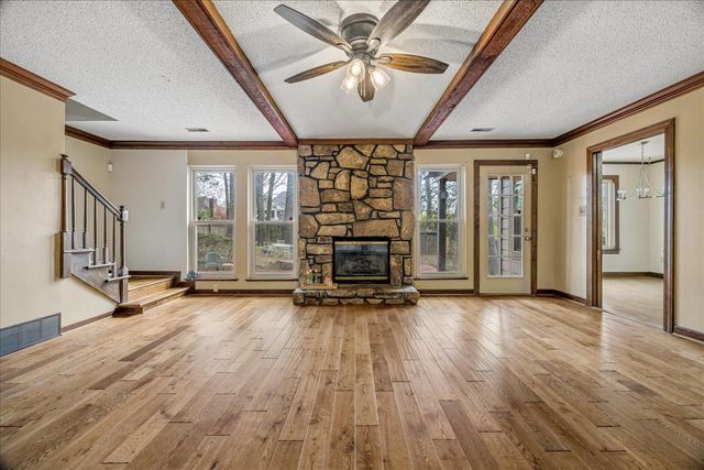 2864 CROOKED OAK DR, Germantown, TN 38138