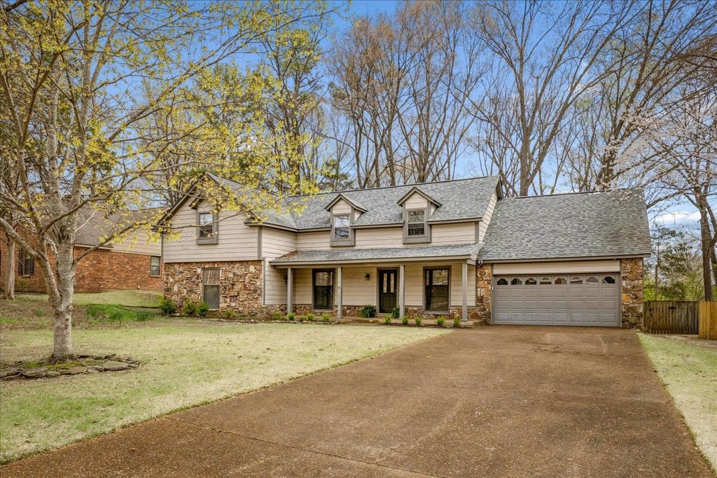 2864 CROOKED OAK DR, Germantown, TN 38138