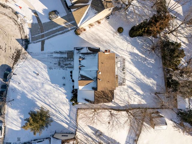 2409 Baldwin Court, Schaumburg, IL 60193