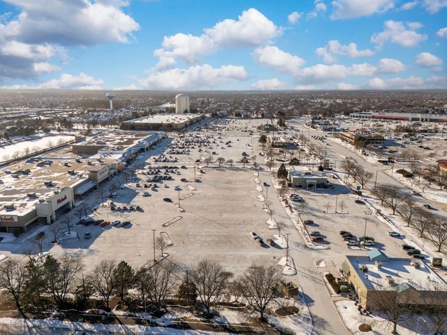 2409 Baldwin Court, Schaumburg, IL 60193