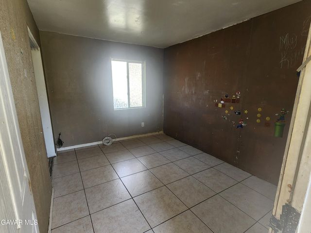 10319 E Avenue R8, Littlerock, CA 93543