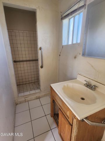 10319 E Avenue R8, Littlerock, CA 93543