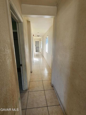 10319 E Avenue R8, Littlerock, CA 93543