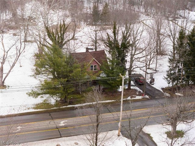 3322 McCartney Road, Youngstown, OH 44505