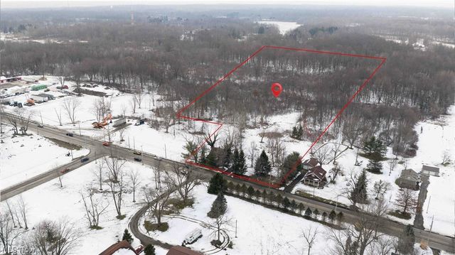 3322 McCartney Road, Youngstown, OH 44505