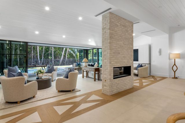 1125 Harbor Drive, Delray Beach, FL 33483