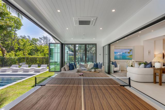 1125 Harbor Drive, Delray Beach, FL 33483
