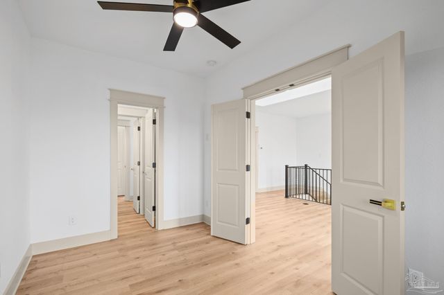 1045 Magnolia Ln, Gulf Breeze, FL 32563