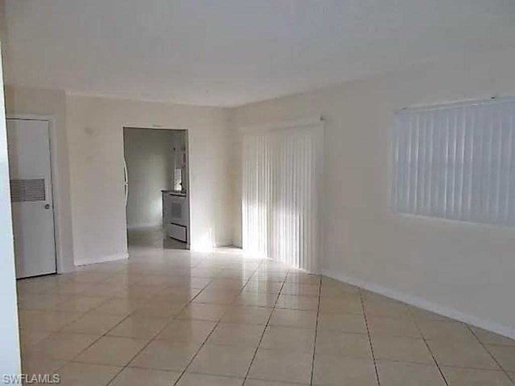 Image 16 of property listing at 4923 Vincennes CT # 4, Cape Coral, FL 33904