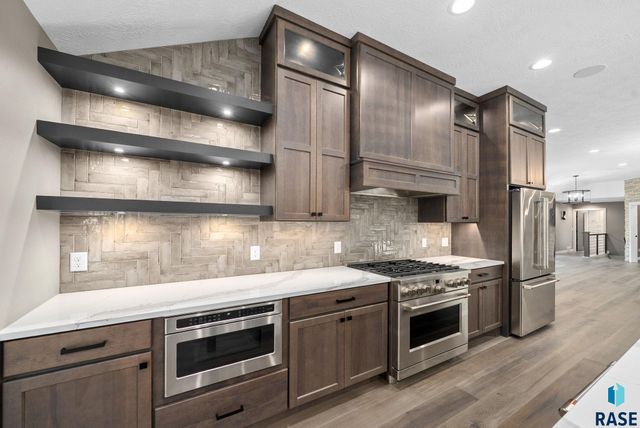 1200 E Tomar Rd Road, Sioux Falls, SD 57105