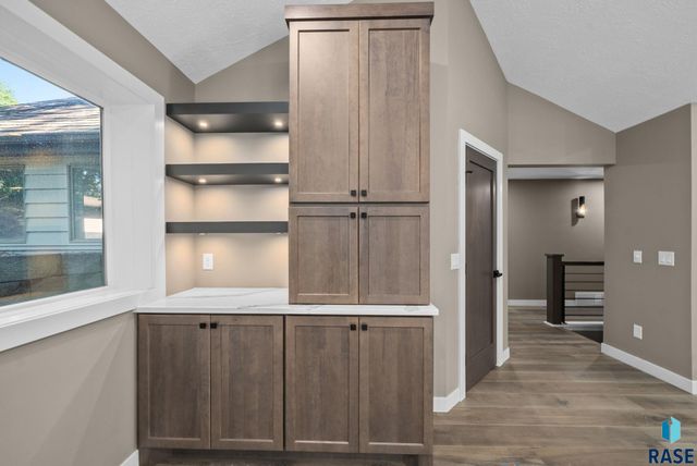 1200 E Tomar Rd Road, Sioux Falls, SD 57105