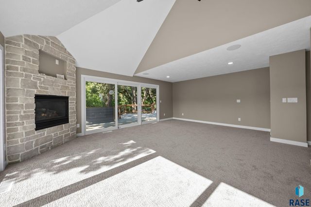 1200 E Tomar Rd Road, Sioux Falls, SD 57105