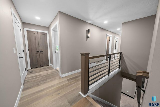 1200 E Tomar Rd Road, Sioux Falls, SD 57105