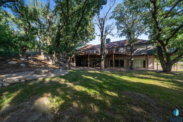 1200 E Tomar Rd Road, Sioux Falls, SD 57105