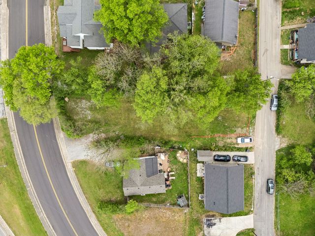 205 N High St, Columbia, TN 38401