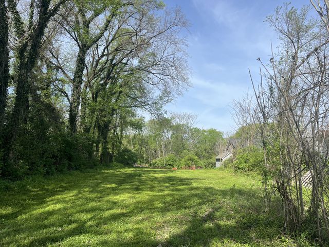 205 N High St, Columbia, TN 38401