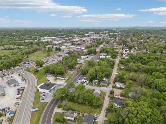 205 N High St, Columbia, TN 38401