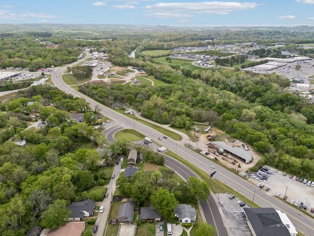 205 N High St, Columbia, TN 38401