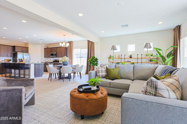 2519 N BRONCO Lane, Casa Grande, AZ 85122