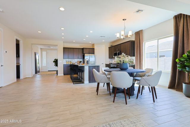 2519 N BRONCO Lane, Casa Grande, AZ 85122