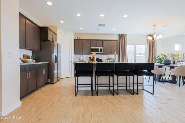 2519 N BRONCO Lane, Casa Grande, AZ 85122