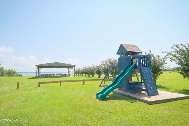 107 N Shore Drive, Merry Hill, NC 27957