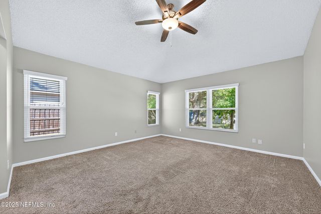 8203 TEATICKET Drive, Jacksonville, FL 32244