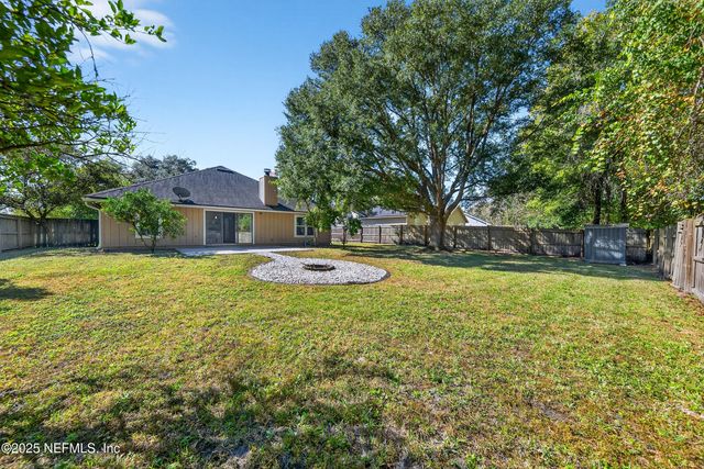 8203 TEATICKET Drive, Jacksonville, FL 32244