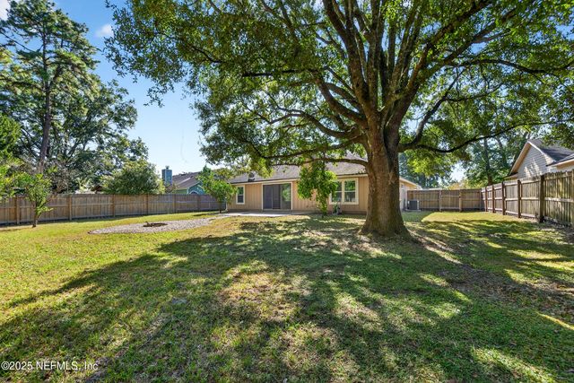 8203 TEATICKET Drive, Jacksonville, FL 32244