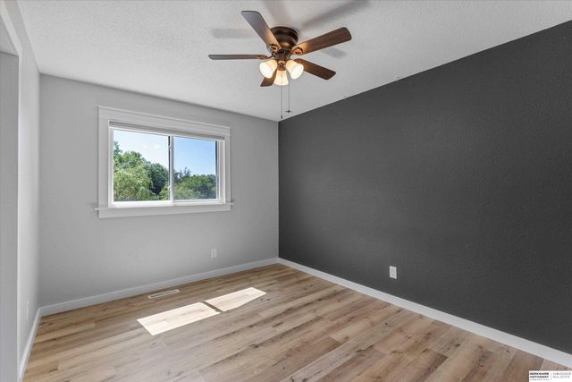 18302 Nicholas Road, Plattsmouth, NE 68048