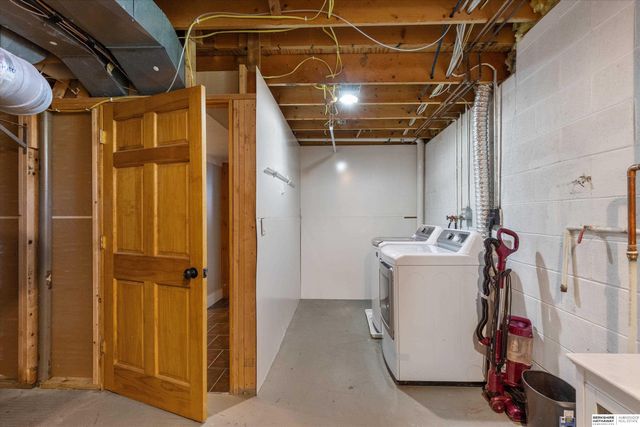 18302 Nicholas Road, Plattsmouth, NE 68048