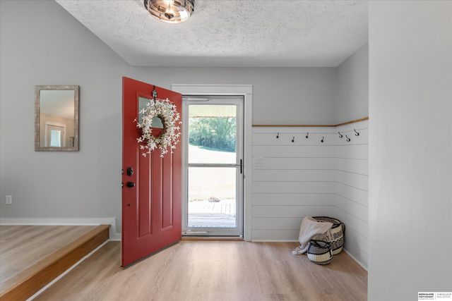 18302 Nicholas Road, Plattsmouth, NE 68048