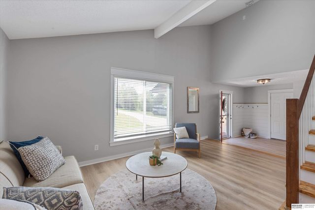 18302 Nicholas Road, Plattsmouth, NE 68048