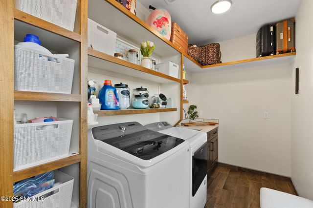 2299 Guamis Road, Las Cruces, NM 88012