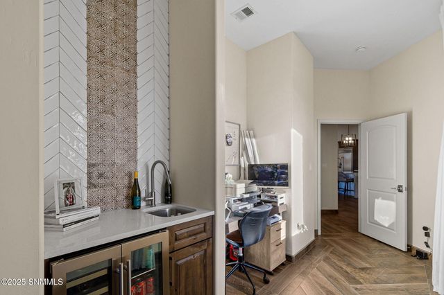 2299 Guamis Road, Las Cruces, NM 88012