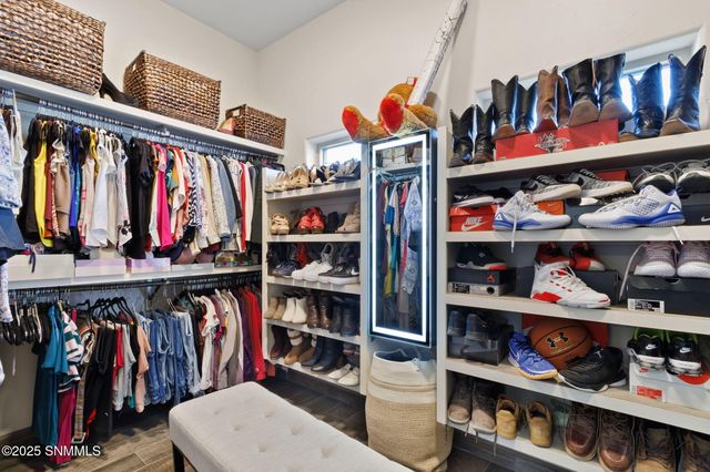 2299 Guamis Road, Las Cruces, NM 88012