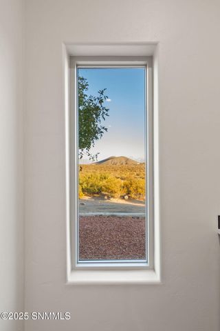 2299 Guamis Road, Las Cruces, NM 88012