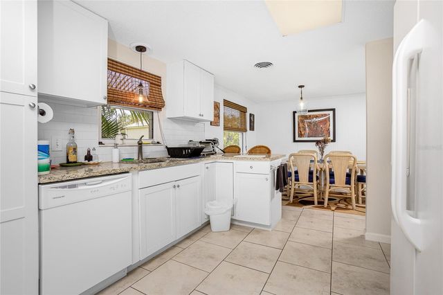 1725 BLUE BIRD LANE, Englewood, FL 34224