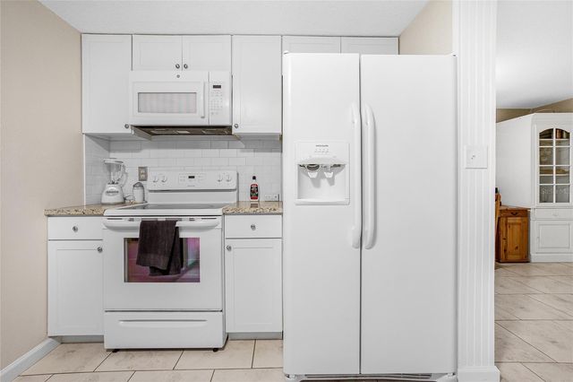 1725 BLUE BIRD LANE, Englewood, FL 34224