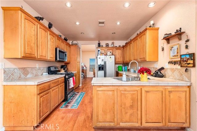 8224 West Avenue D4, Lancaster, CA 93536