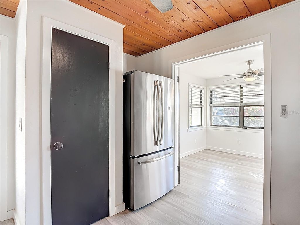 Image 19 of property listing at 8906 N ORLEANS AVENUE, Tampa, FL 33604