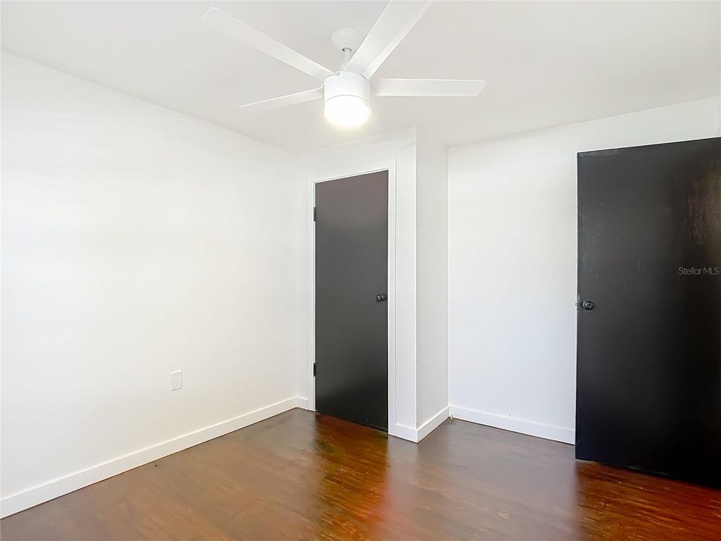 Image 29 of property listing at 8906 N ORLEANS AVENUE, Tampa, FL 33604