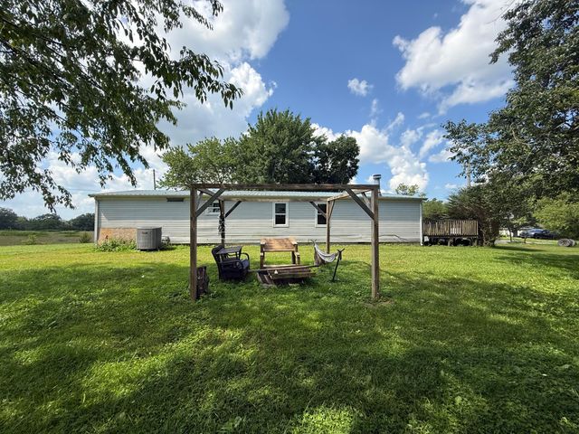 235 Pine Grove School Road, London, KY 40744
