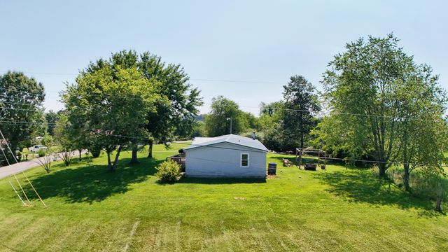 235 Pine Grove School Road, London, KY 40744