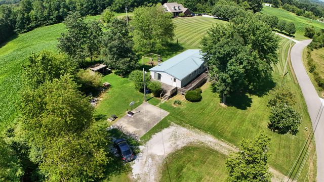 235 Pine Grove School Road, London, KY 40744