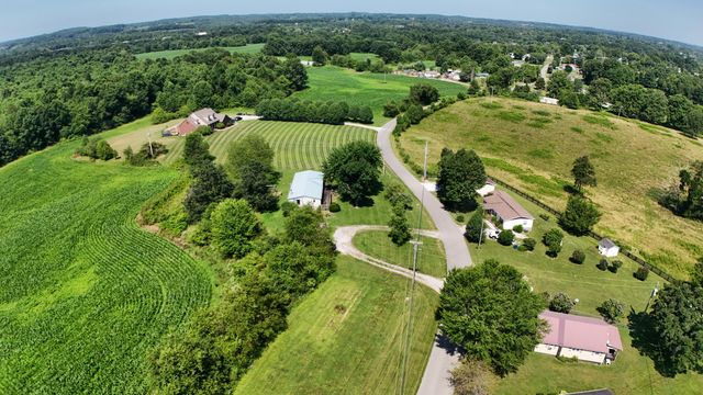 235 Pine Grove School Road, London, KY 40744