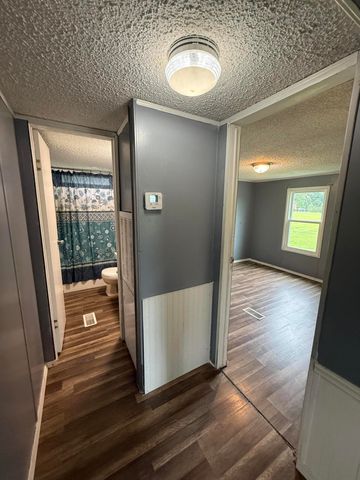 235 Pine Grove School Road, London, KY 40744