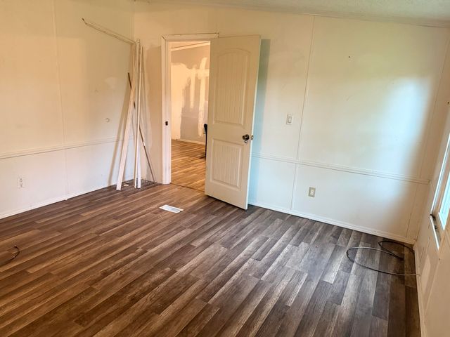 235 Pine Grove School Road, London, KY 40744