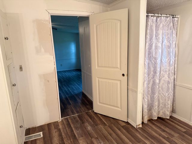 235 Pine Grove School Road, London, KY 40744