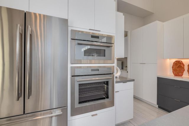 151 Holliday Way, Palm Springs, CA 92262